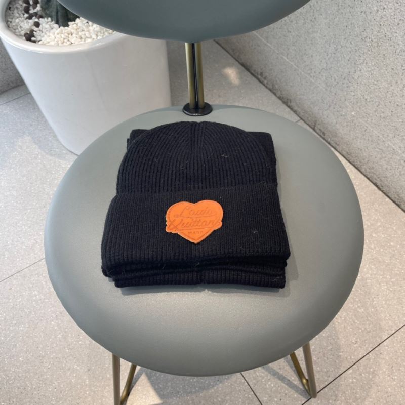 Louis Vuitton Caps Scarfs